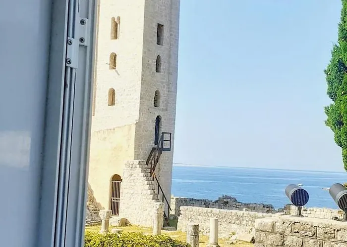 Apartments Zlata In The Heart Of The Old Town, Close To The Beach * Rab Town