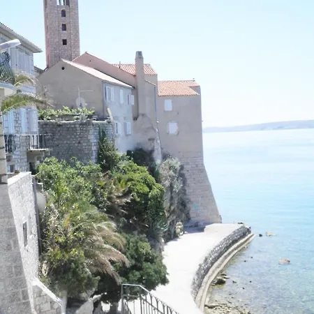 Zlata In The Heart Of The Old Town, Close To The Apartament Rab Town