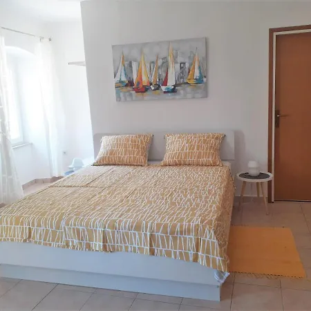 Apartments Zlata In The Heart Of The Old Town, Close To The Beach Daire