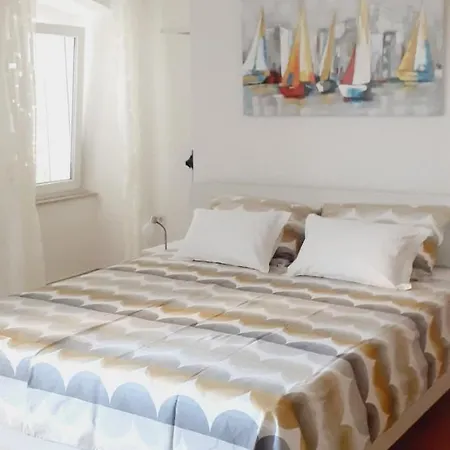 Apartments Zlata In The Heart Of The Old Town, Close To The Beach *