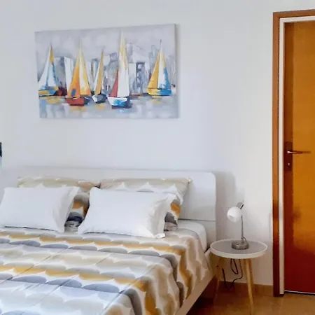 Apartments Zlata In The Heart Of The Old Town, Close To The Beach