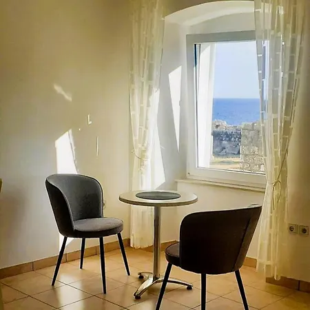 Apartments Zlata In The Heart Of The Old Town, Close To The Beach Apartman