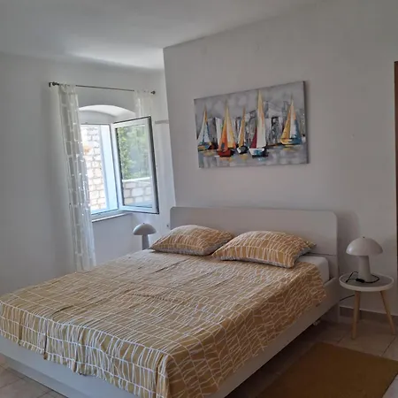 Apartman Apartments Zlata In The Heart Of The Old Town, Close To The Beach *