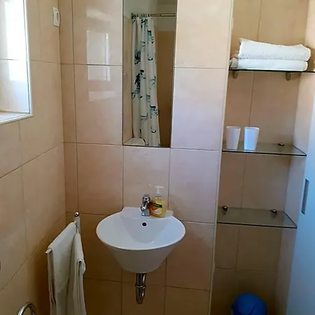 Apartments Zlata In The Heart Of The Old Town, Close To The Beach Rab Town