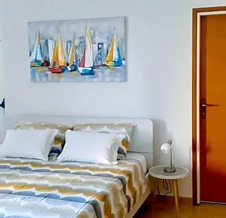 Apartman Apartments Zlata In The Heart Of The Old Town, Close To The Beach