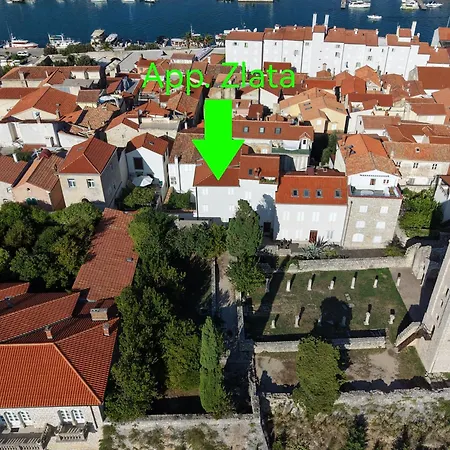 Apartman Apartments Zlata In The Heart Of The Old Town, Close To The Beach *