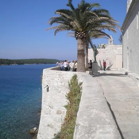 Apartments Zlata In The Heart Of The Old Town, Close To The Beach Daire
